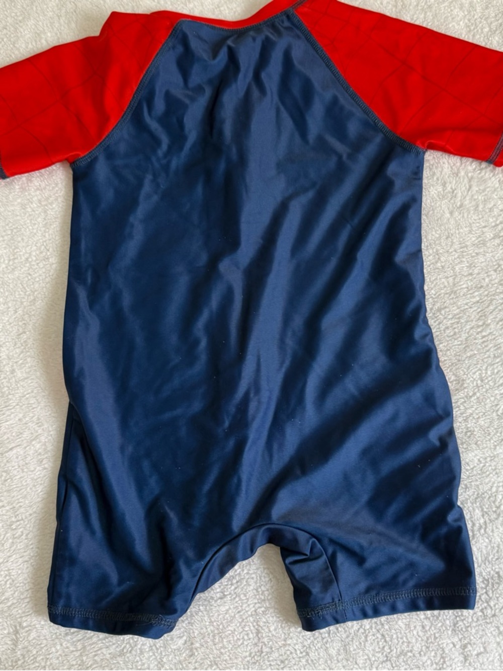 Marvel Spider-Man Red & Black Zip-Front Kids Rash Guard - Picture 3 of 3